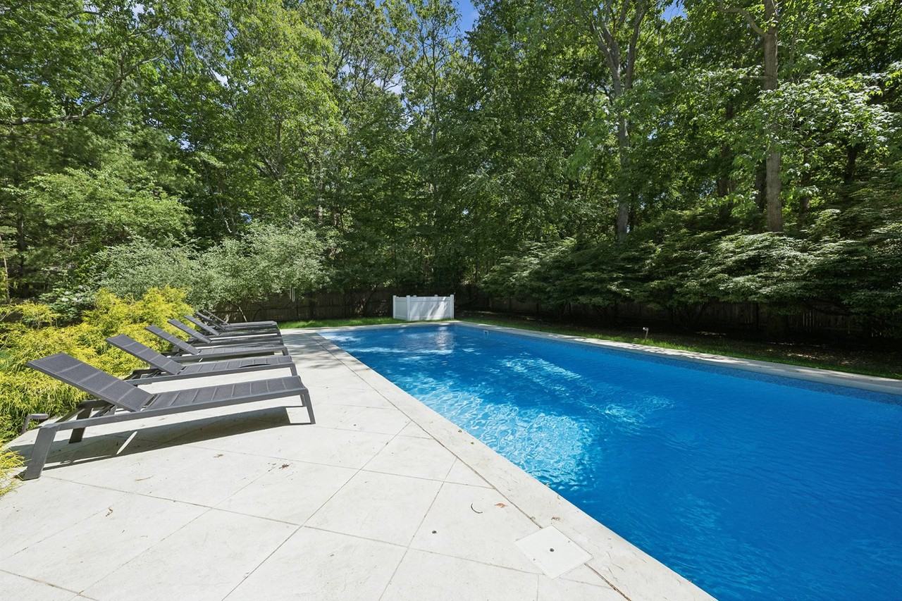 56 Underwood Dr