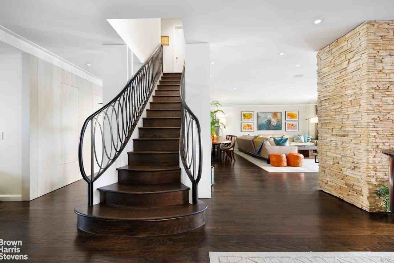107 W 89th St #2AB - Photo 3 of 13
