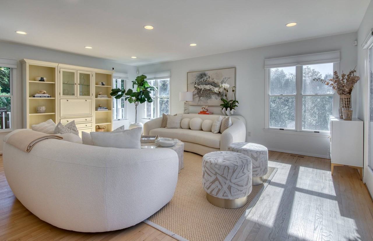 59 N Captains Neck Ln - Photo 4 of 25