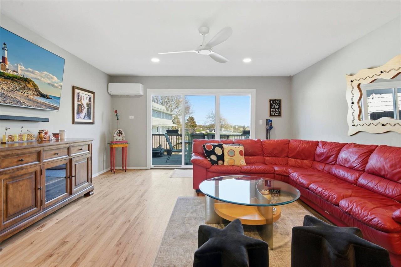 3039 Mitchell Rd - Photo 4 of 23