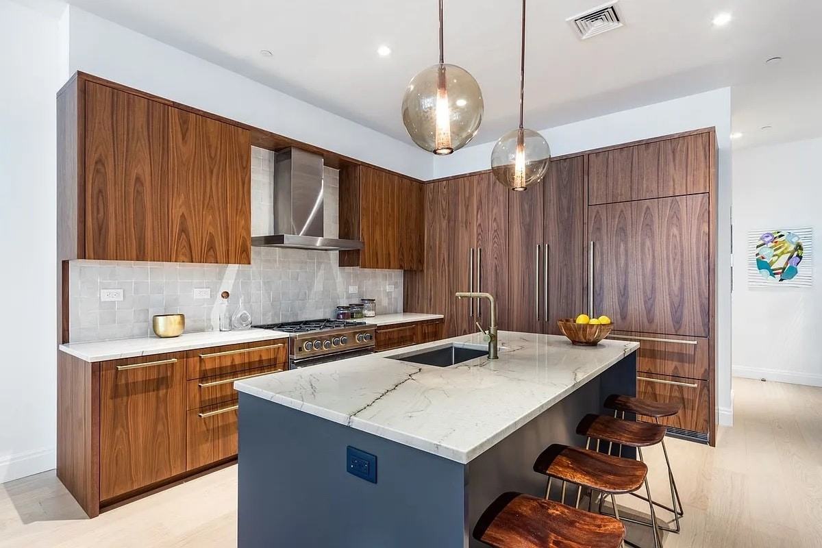 106 Franklin St #4 - Photo 4 of 16