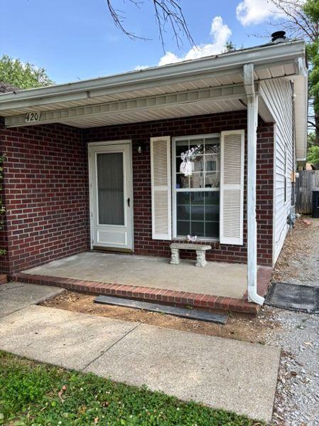 420 Jonquil Ct - Photo 3 of 24