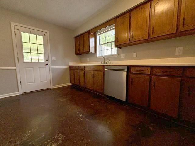 420 Jonquil Ct - Photo 5 of 24