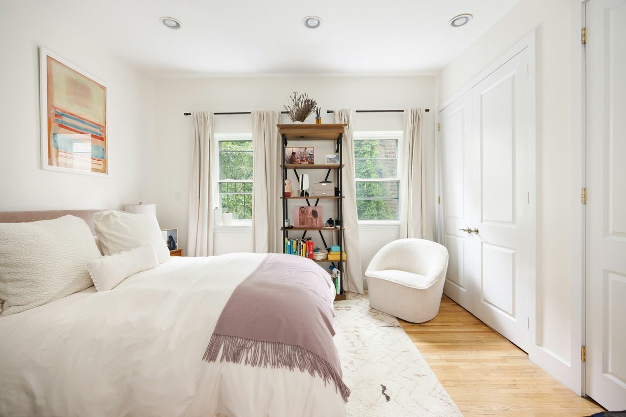 45 Horatio St #2 - Photo 7 of 7