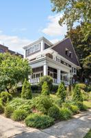 featured image of 776 E 17th St