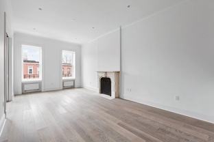 567 10th St #3 - Photo 1 of 1