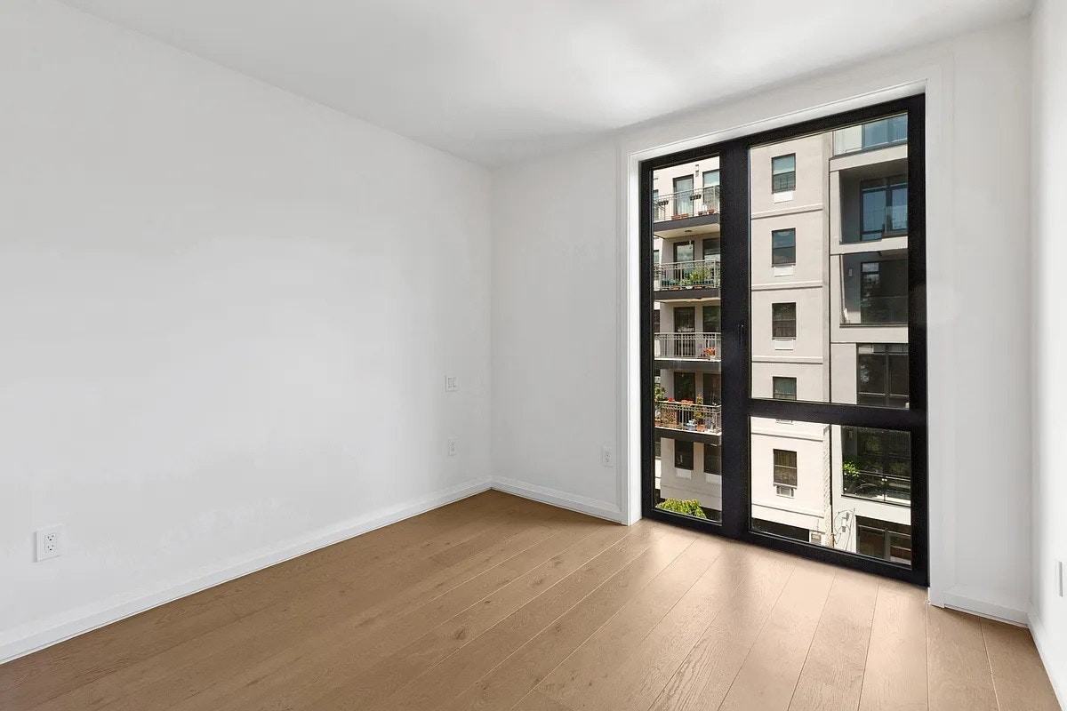 51 Saint Marks Pl #3 - Photo 5 of 9