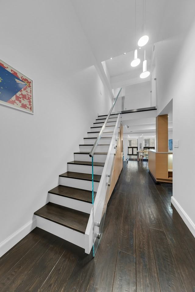 135 W 70th St #4D - Photo 4 of 8