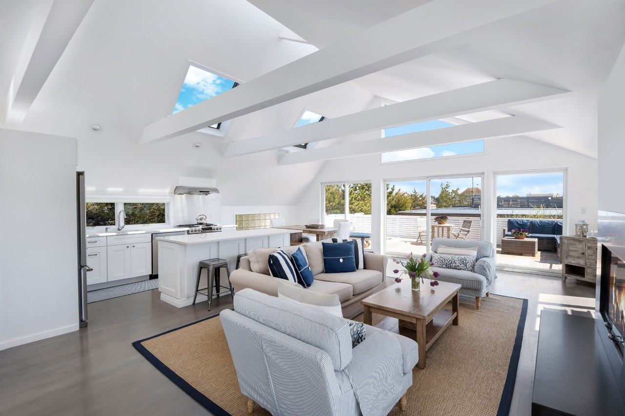 5 Marlin Dr