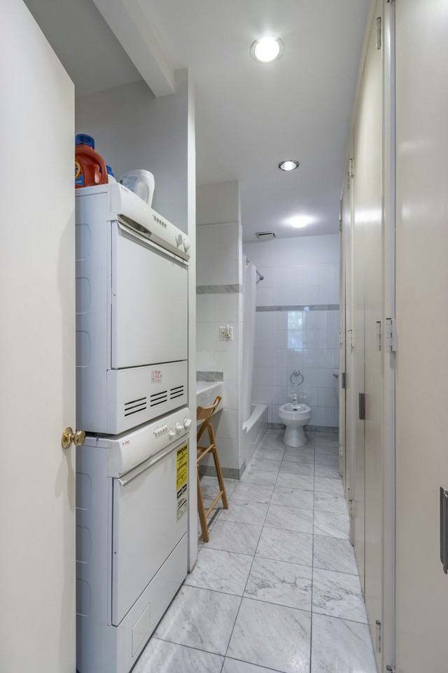 456 W 49th St #2 - Photo 6 of 9