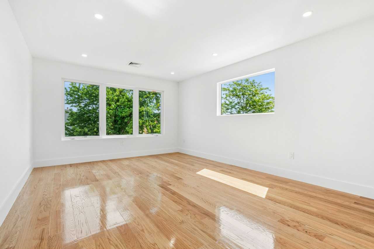1349 E 65th St #2 - Photo 5 of 14