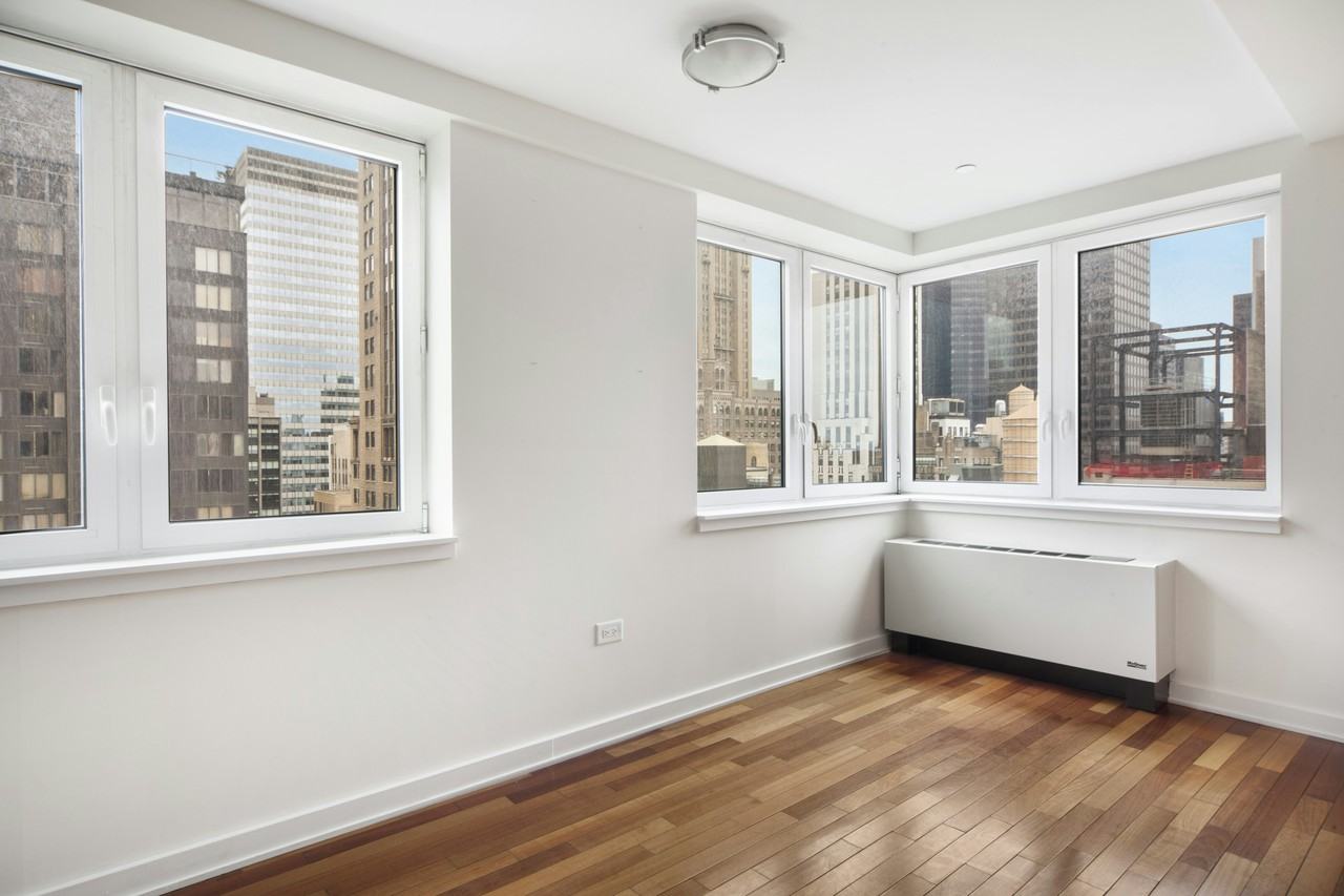 425 5th Ave #31A - Photo 5 of 17