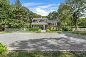 featured image of 44 Midhampton Ave