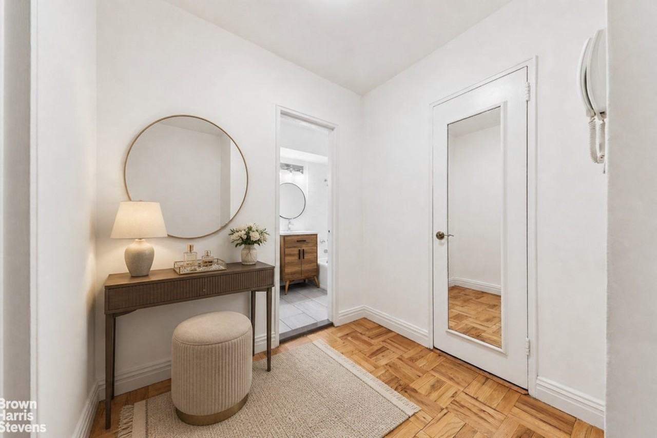 411 E 53rd St #14M - Photo 7 of 9