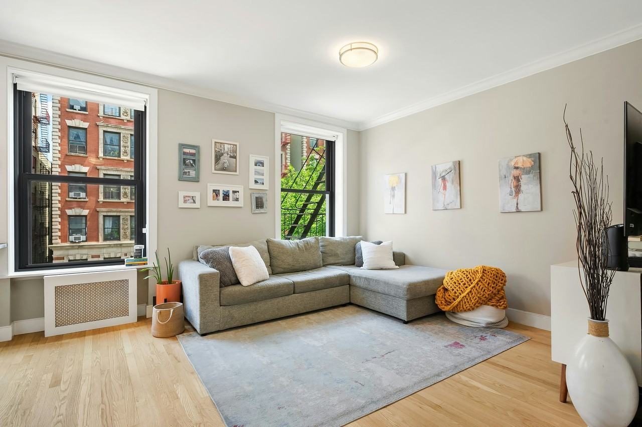 417 Manhattan Ave #B7 - Photo 3 of 9