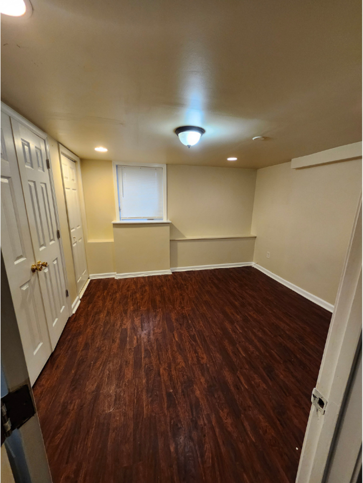 9083 Meadow Heights Rd - Photo 2 of 48