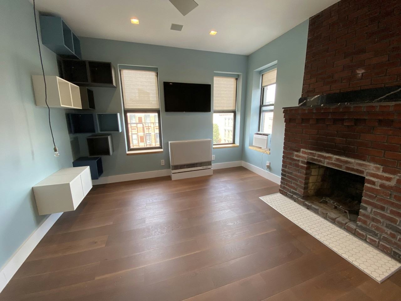 398 13th St #4B - Photo 7 of 15