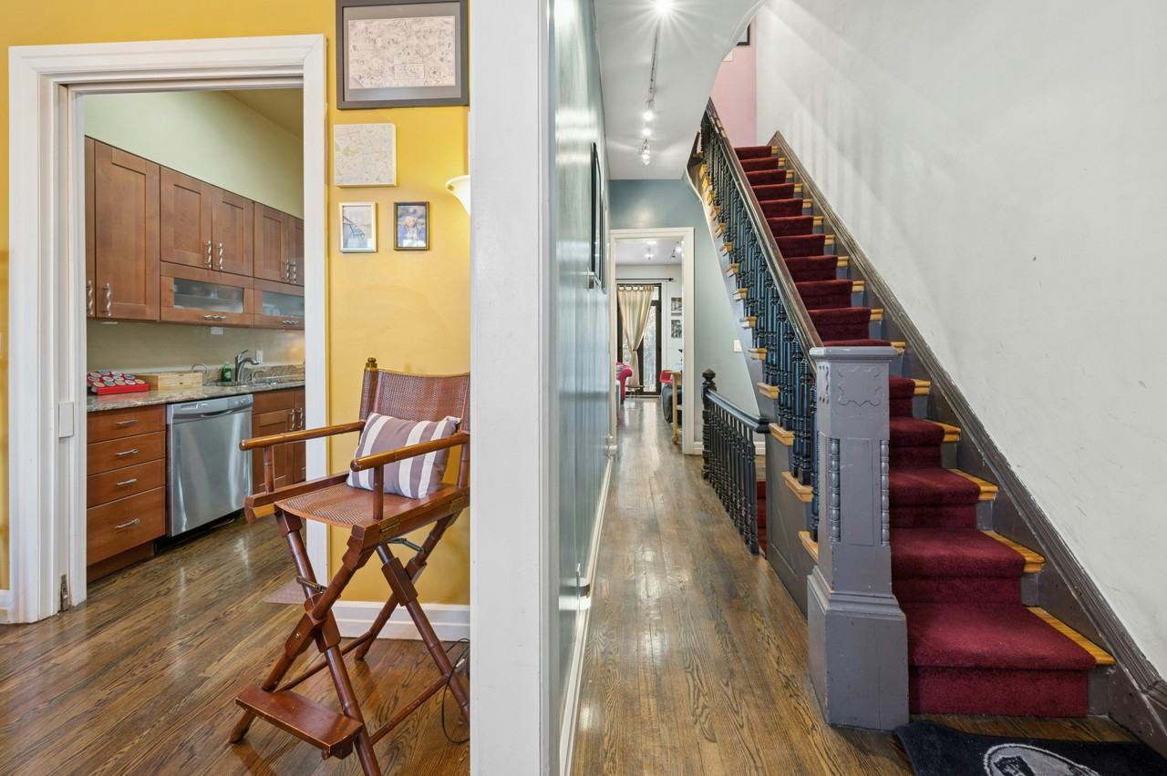 591 Walton Ave #2