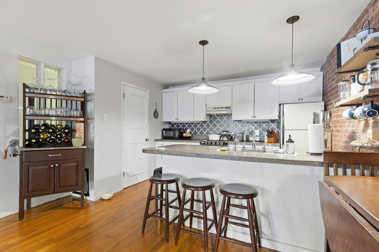 1115 Bloomfield St #GRDN - Photo 3 of 11