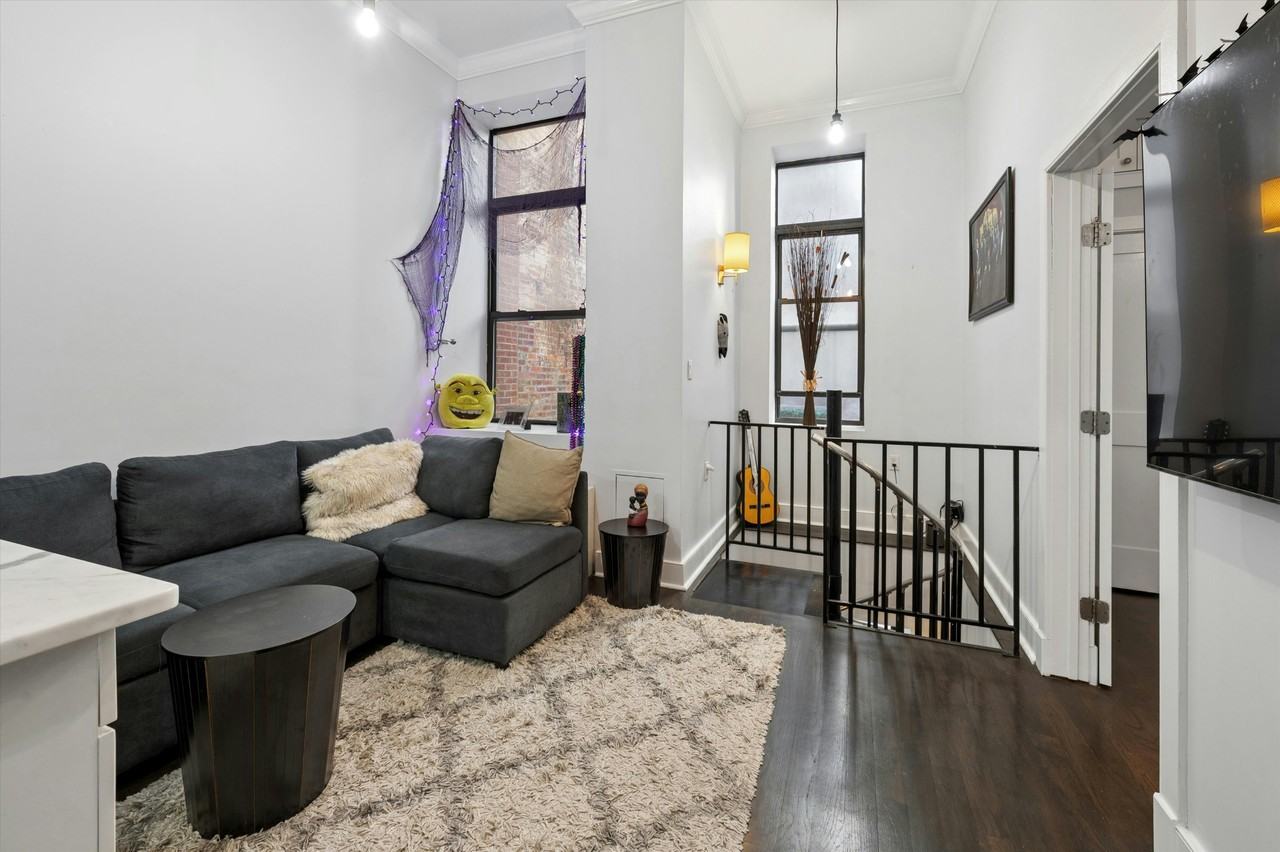555 Malcolm X Blvd #1B - Photo 4 of 9