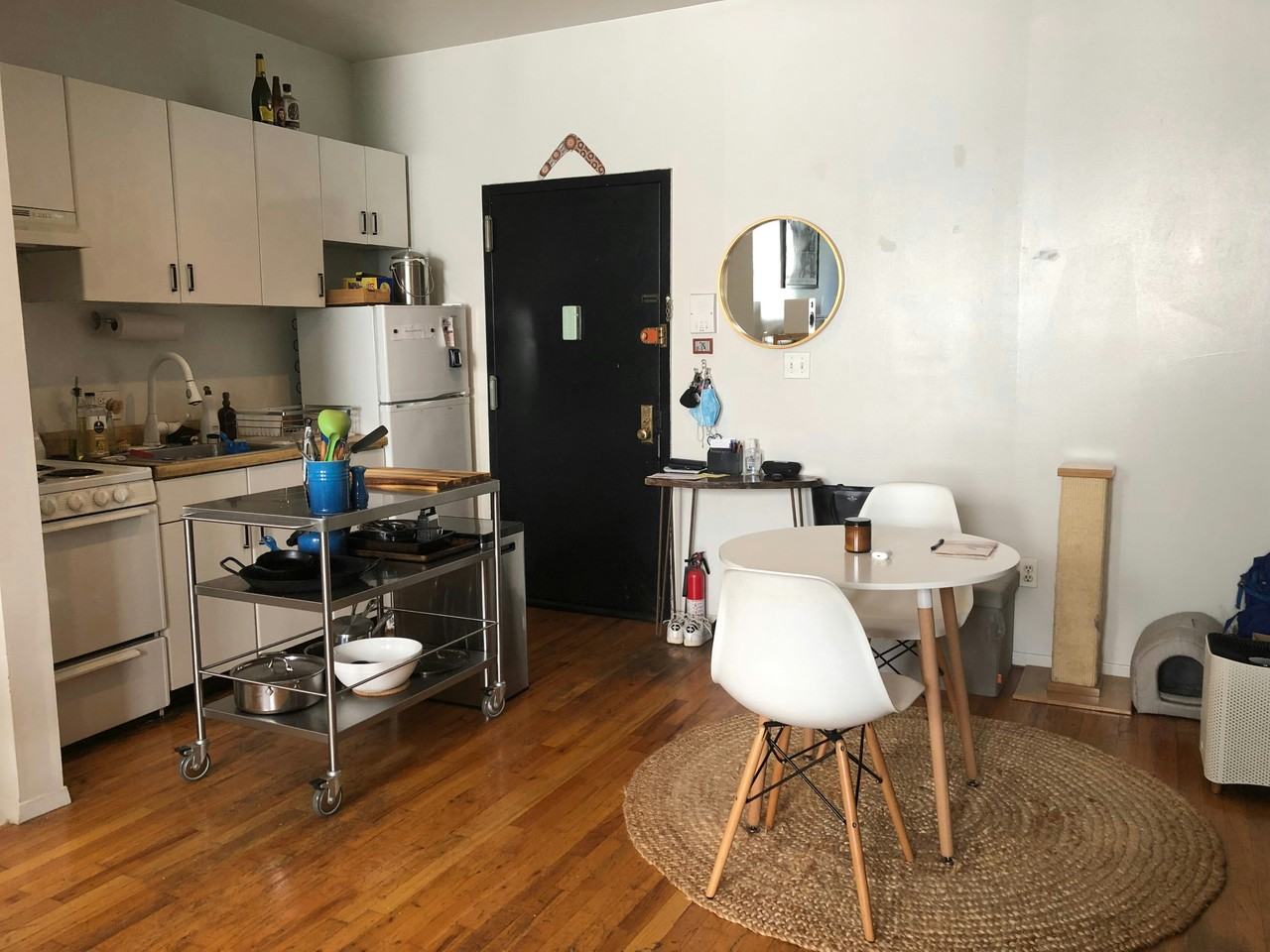 402 7th Ave #2E - Photo 4 of 12