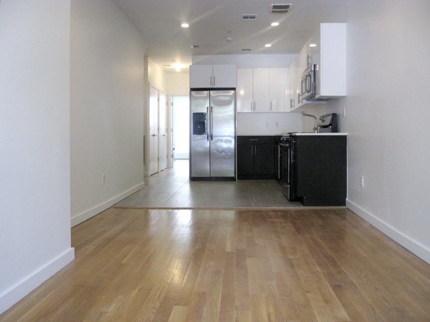 340A 22nd St #1 - Photo 4 of 13