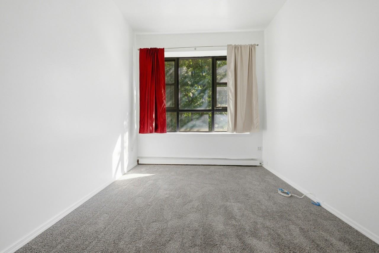 309 W 116th St #2 - Photo 5 of 14
