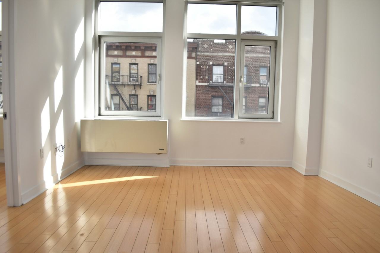 350 Wadsworth Ave #6A
