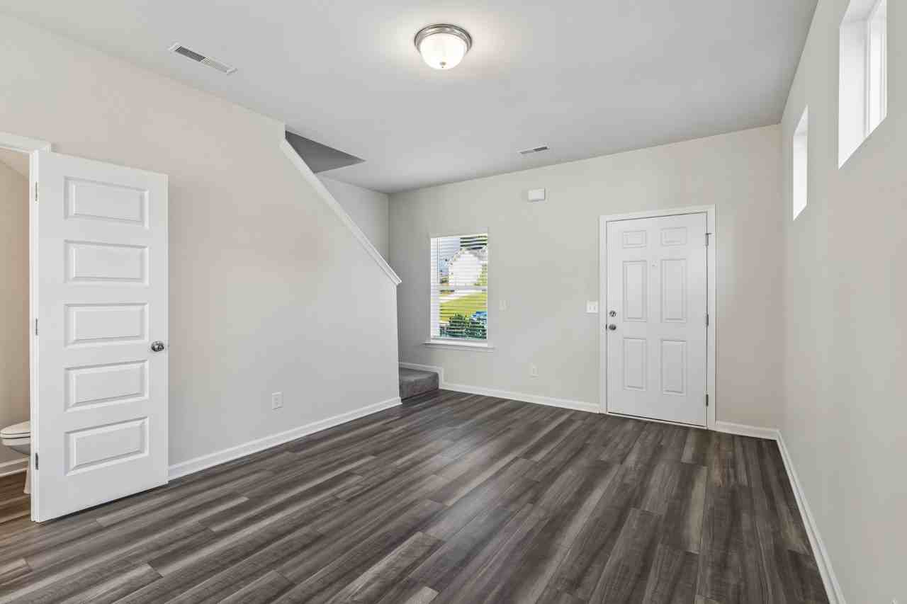 1017 Pinnacle Pkwy #NA - Photo 4 of 35