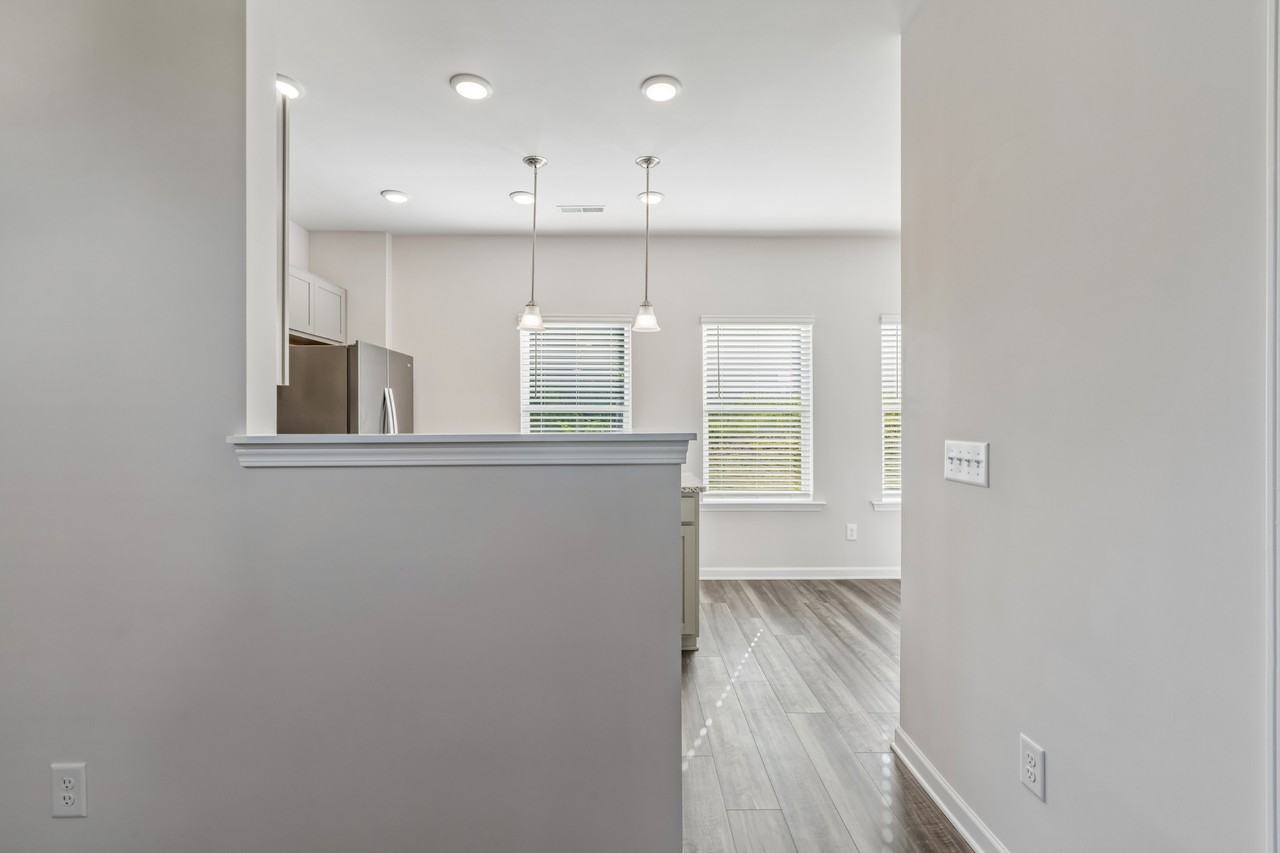 1017 Pinnacle Pkwy #NA - Photo 7 of 35