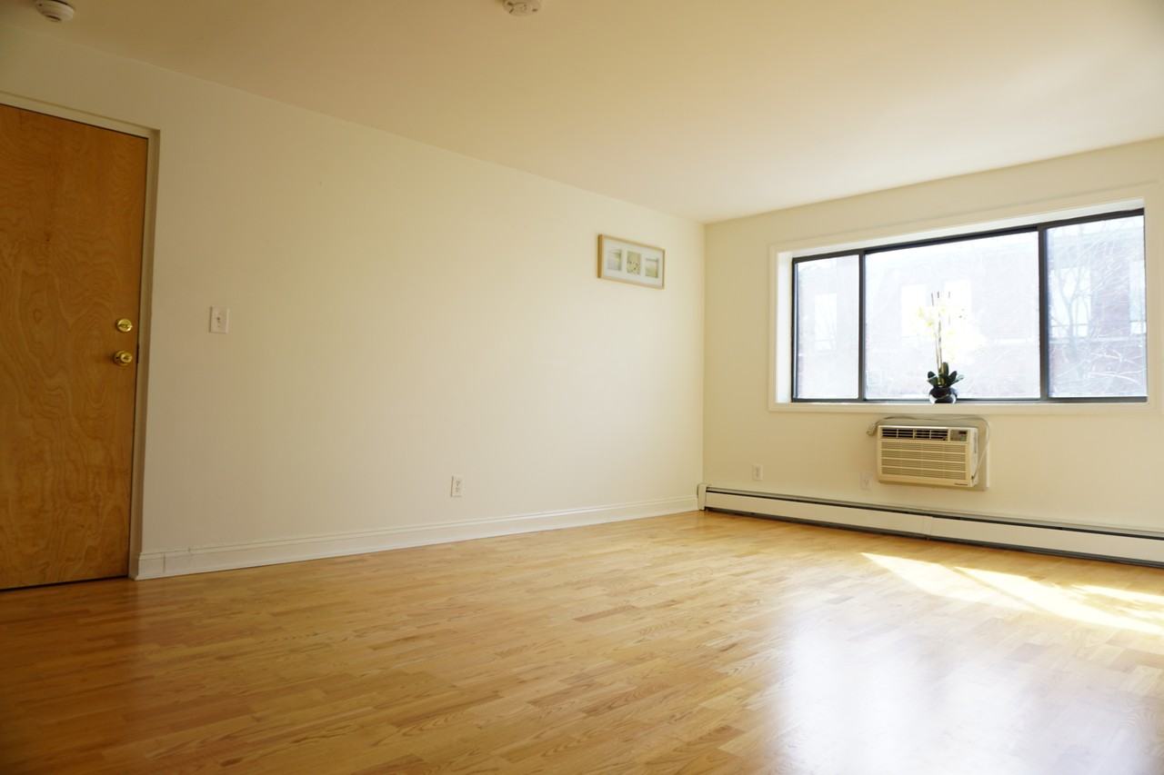 41 Walnut St #46 - Photo 4 of 13