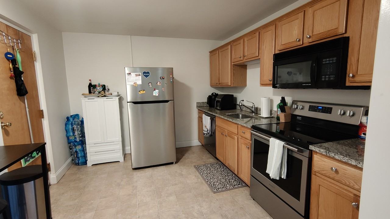 41 Walnut St #44 - Photo 2 of 13
