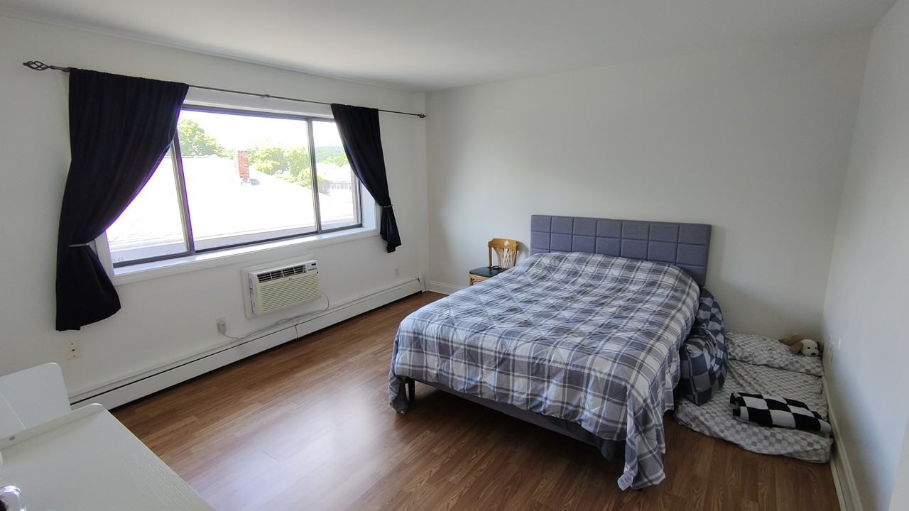 41 Walnut St #44 - Photo 5 of 13