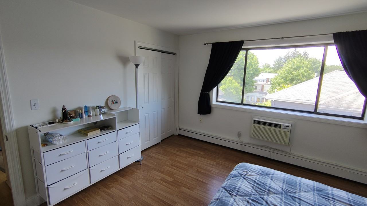 41 Walnut St #44 - Photo 7 of 13