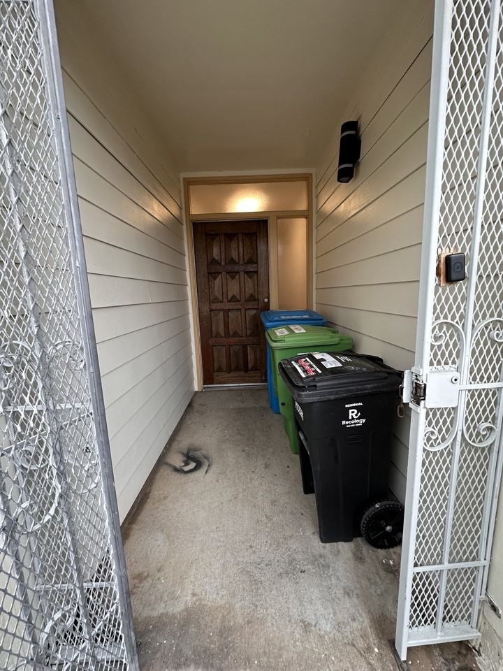 51A Bishop St #NA - Photo 3 of 25