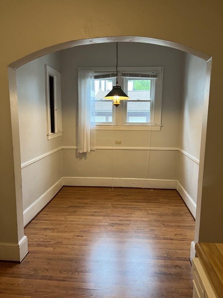 253 Riverview Dr #1 - Photo 5 of 12