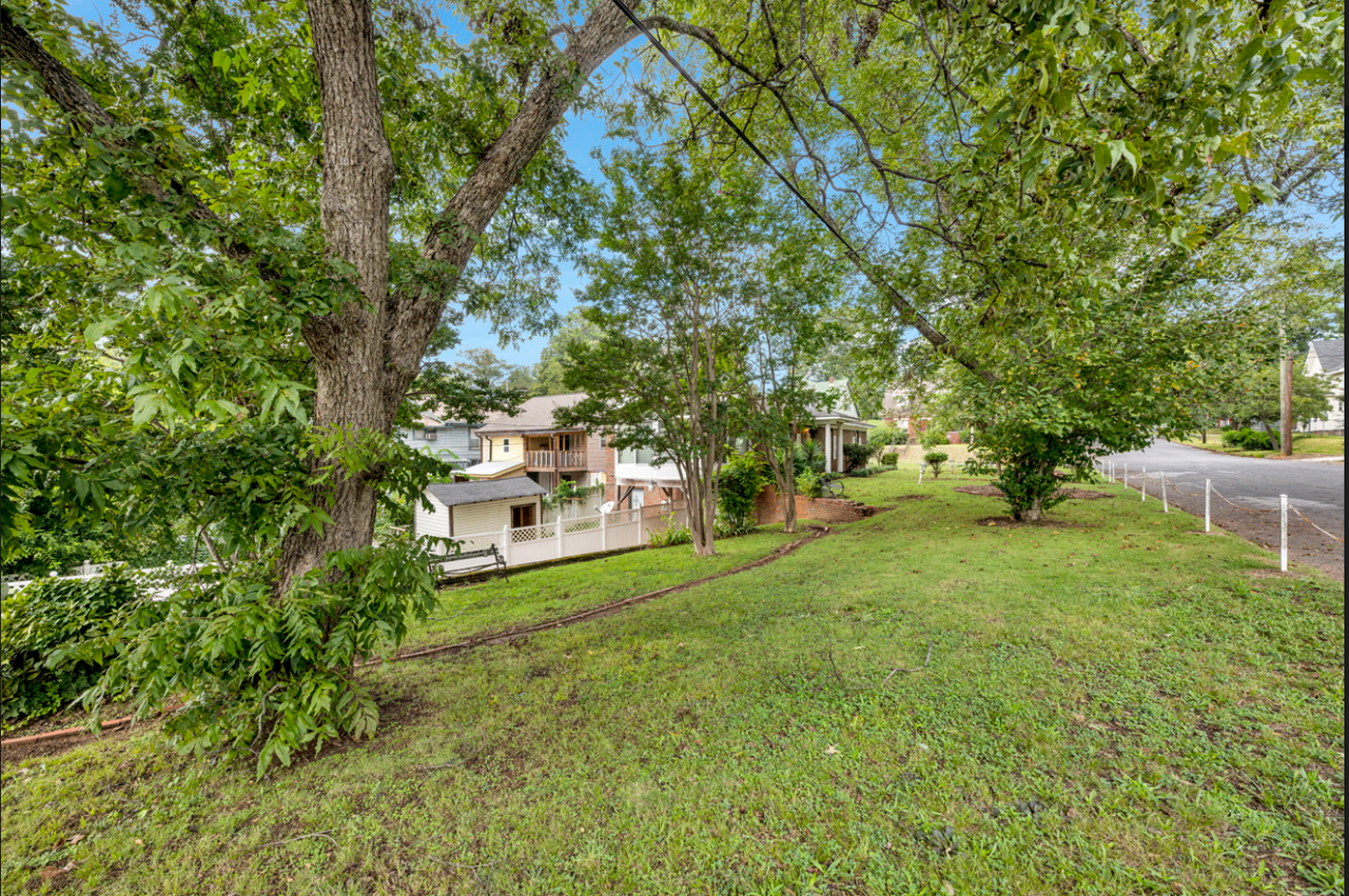2221 26th Street Ensley #NA - Photo 5 of 29