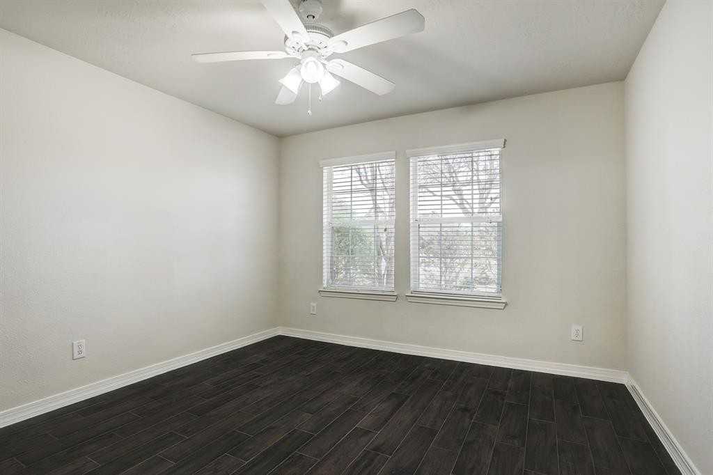 510 Brays Ct #NA - Photo 3 of 17