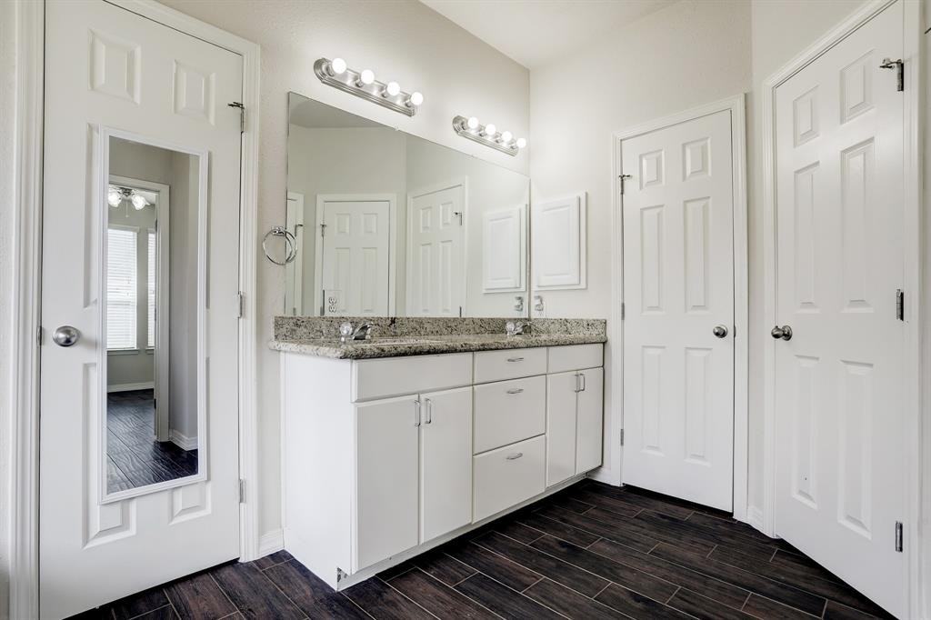 510 Brays Ct #NA - Photo 6 of 17