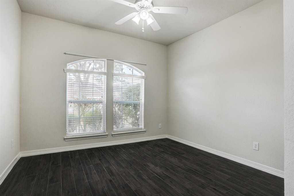 510 Brays Ct #NA - Photo 7 of 17