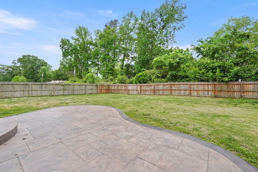 5626 Noble Ave #NA - Photo 2 of 21