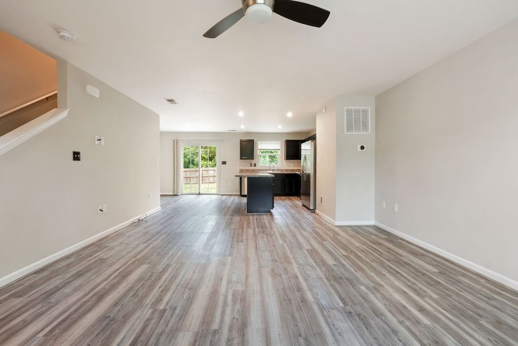5626 Noble Ave #NA - Photo 6 of 21