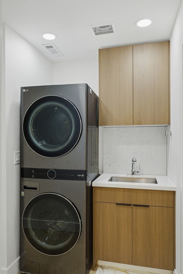 2140 192nd Ave Se #NA - Photo 2 of 19