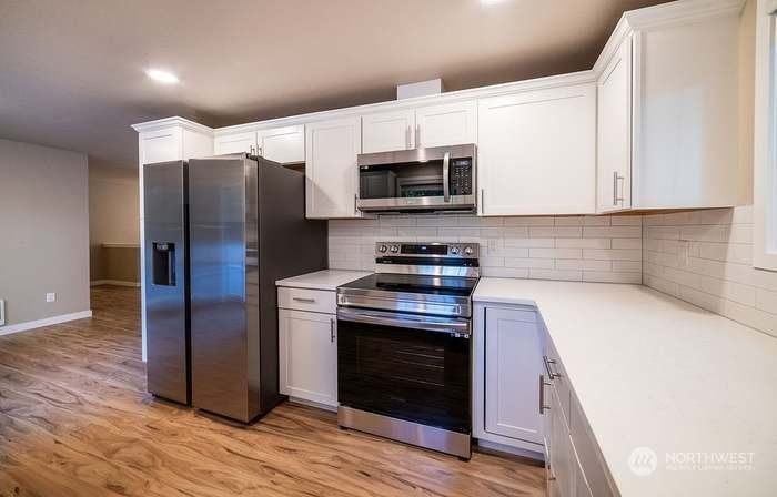 2742 Umatilla Dr #NA - Photo 5 of 28