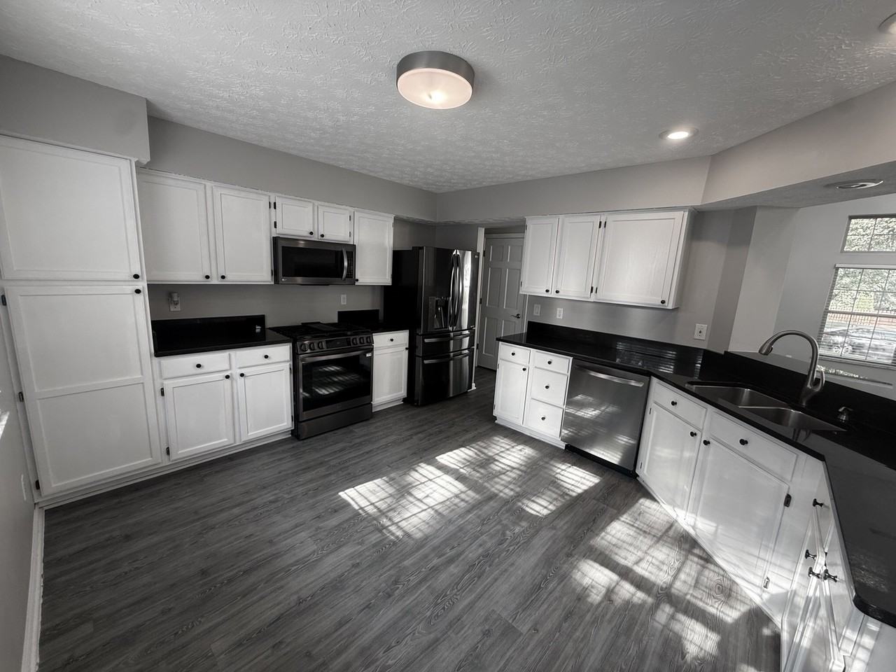 4723 Shineystone Way #NA - Photo 5 of 18