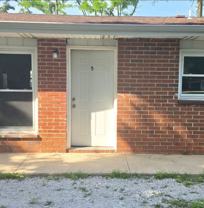 104 S Prettyman St Apt 5 #5 - Photo 1 of 1