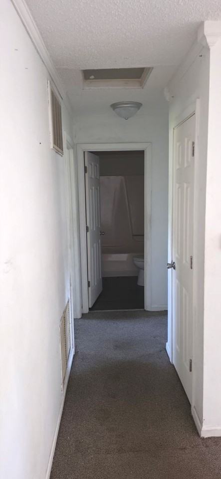 104 S Prettyman St Apt 5 #5 - Photo 5 of 16