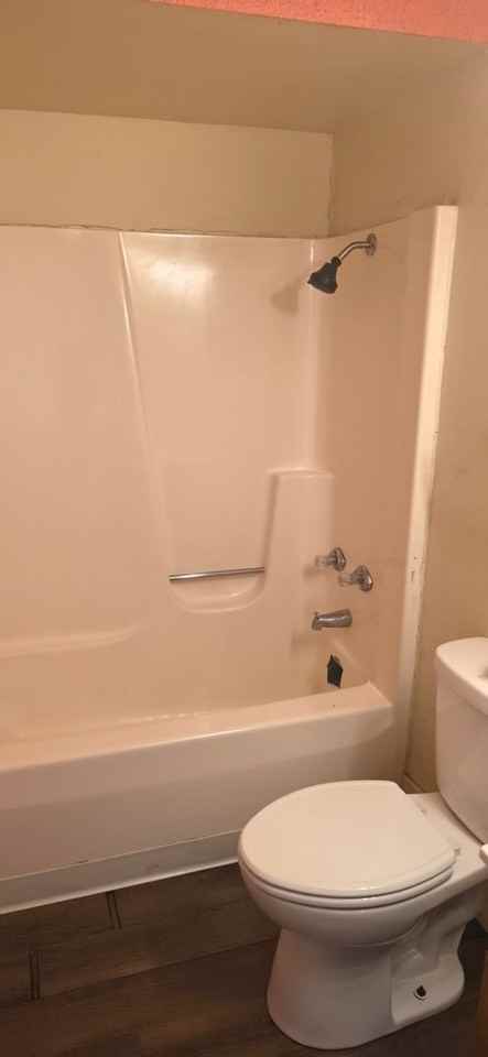 104 S Prettyman St Apt 5 #5 - Photo 6 of 16