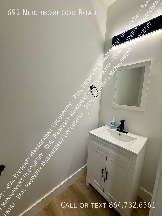 693 Neighborhood Rd - Photo 3 of 25