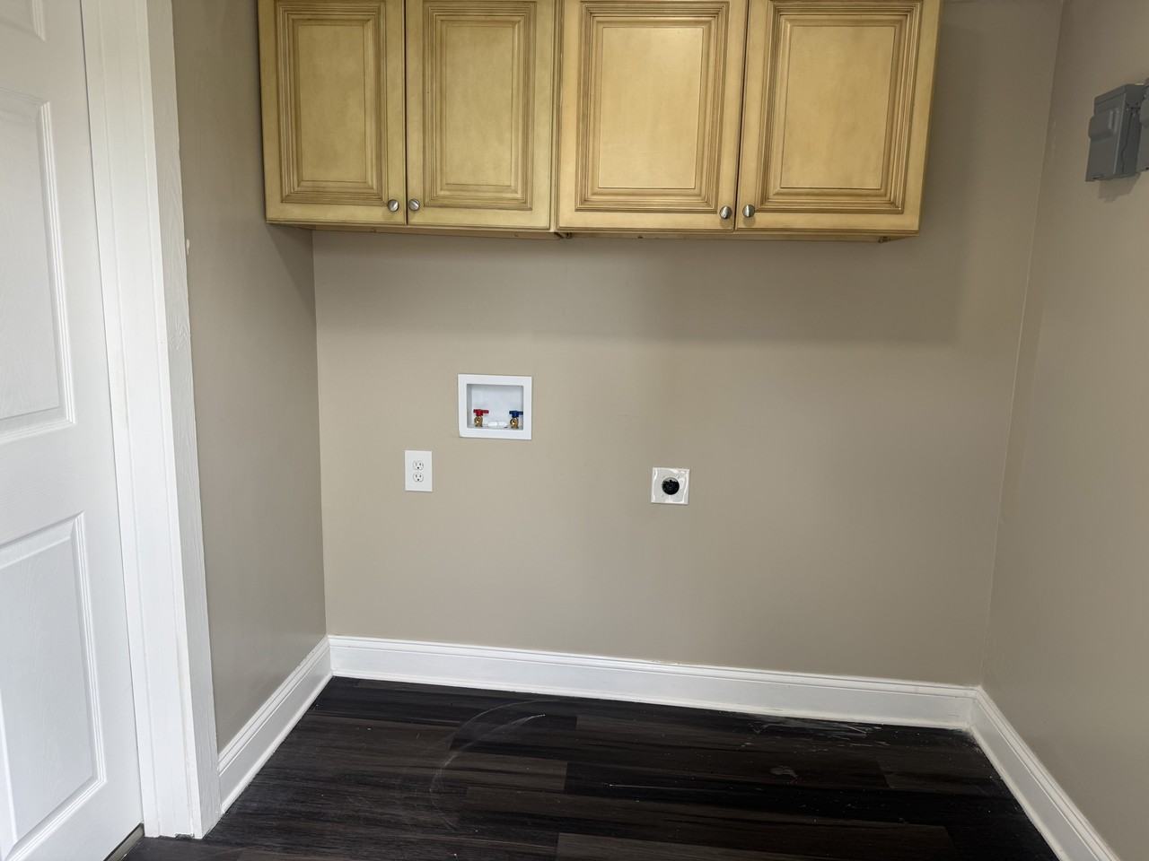6244 New Jesup Hwy - Photo 3 of 10